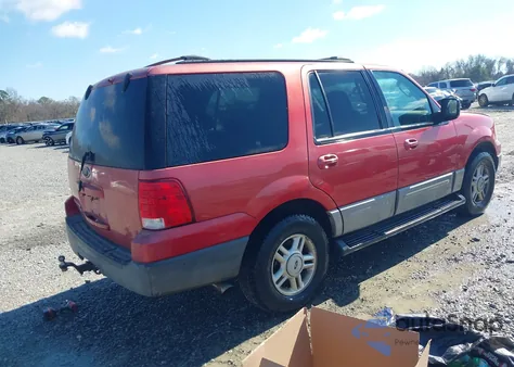 2003 Ford Expedition Xlt z USA, uszkodzony, nr VIN 1FMEU15W53LC47834